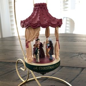 Vintage Hallmark Lighted Christmas Carol 1987